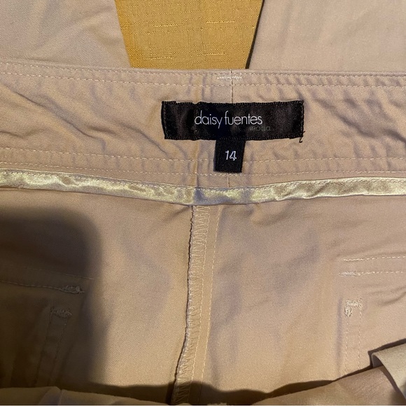 Daisy Fuentes Khaki size 14 - Picture 8 of 8